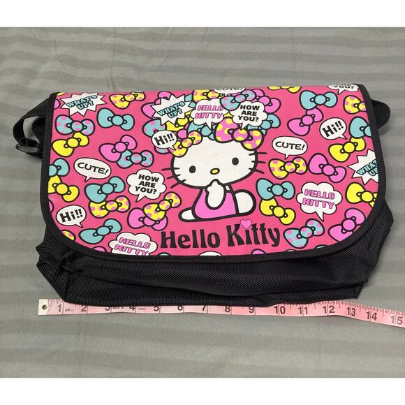 Sanrio Hello Kitty Bow Messenger Bag Black and Pink Great Used Condition - Picture 1 of 8